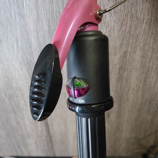 【美品】ヴィダルサスーン ヘアアイロン 2本セット VSI-1904 VSI-3205 ピンク こて 電化製品 ヘアケア 巻き髪 ウェーブ 韓国 家電 アイロン_画像6