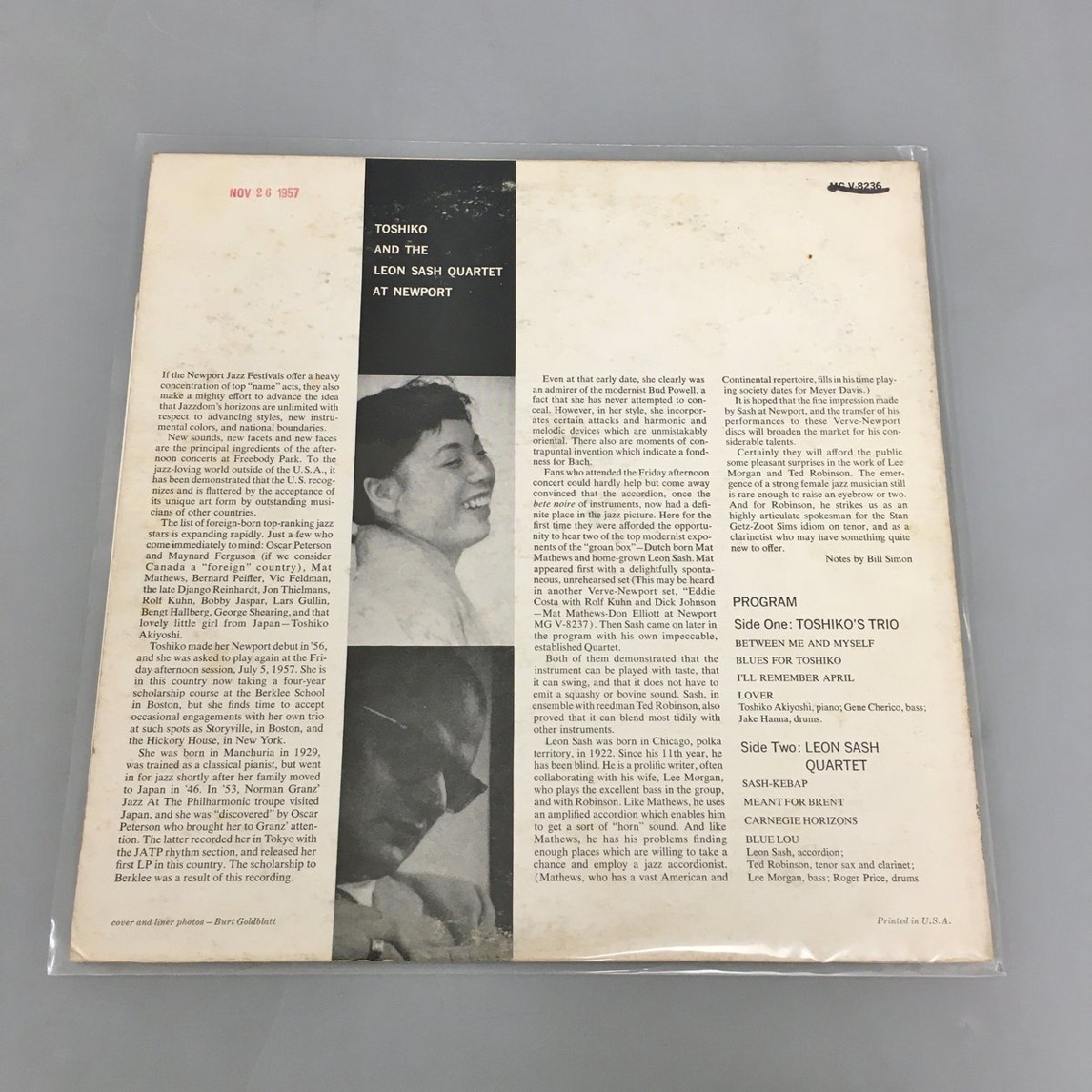 LPレコード Toshiko & Leon Sash/At Newport Verve Records MGV-8236 深溝 2401LBM078の画像2