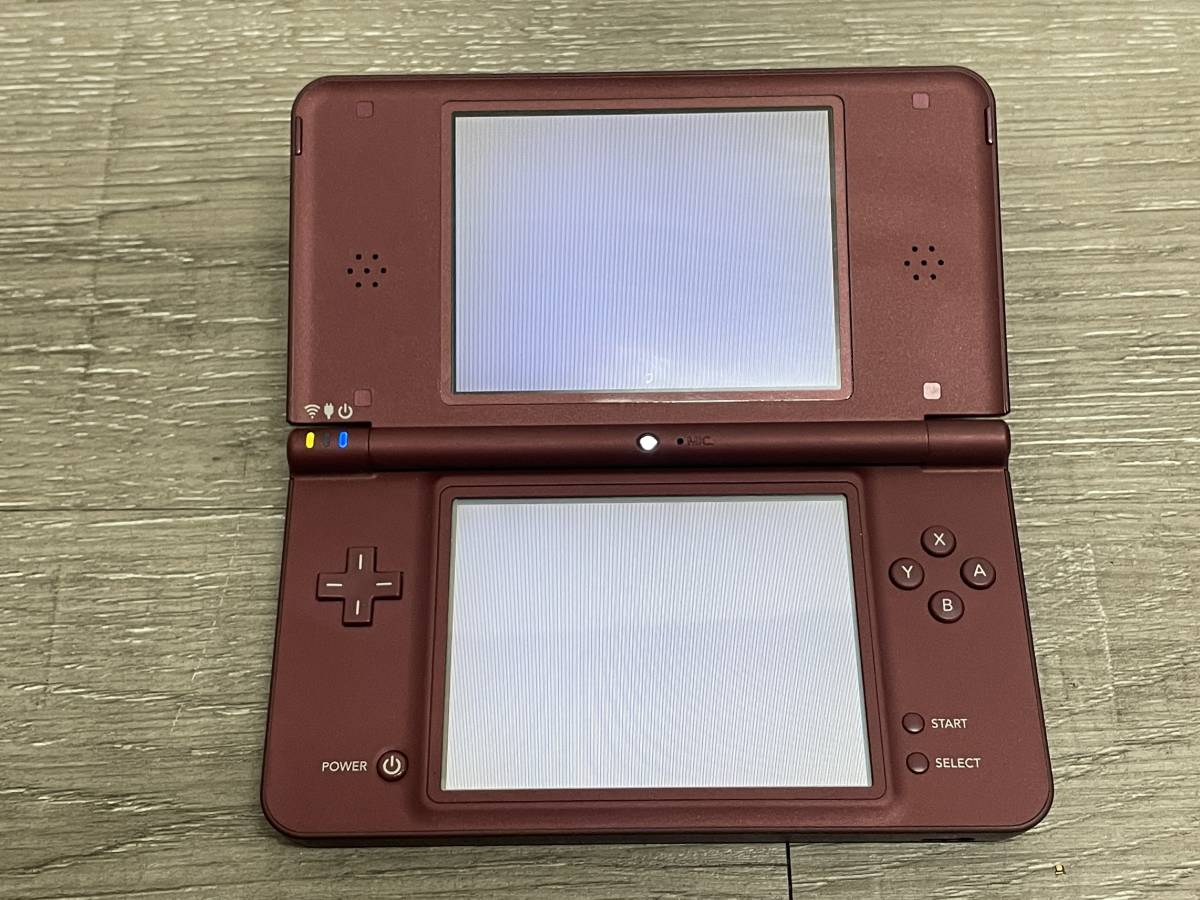 ☆ DSiLL ☆ ニンテンドーDSi LL ワインレッド UTL-001 動作品 本体 タッチペン 付属 Nintendo DS i ニンテンドー 任天堂 7963_画像4