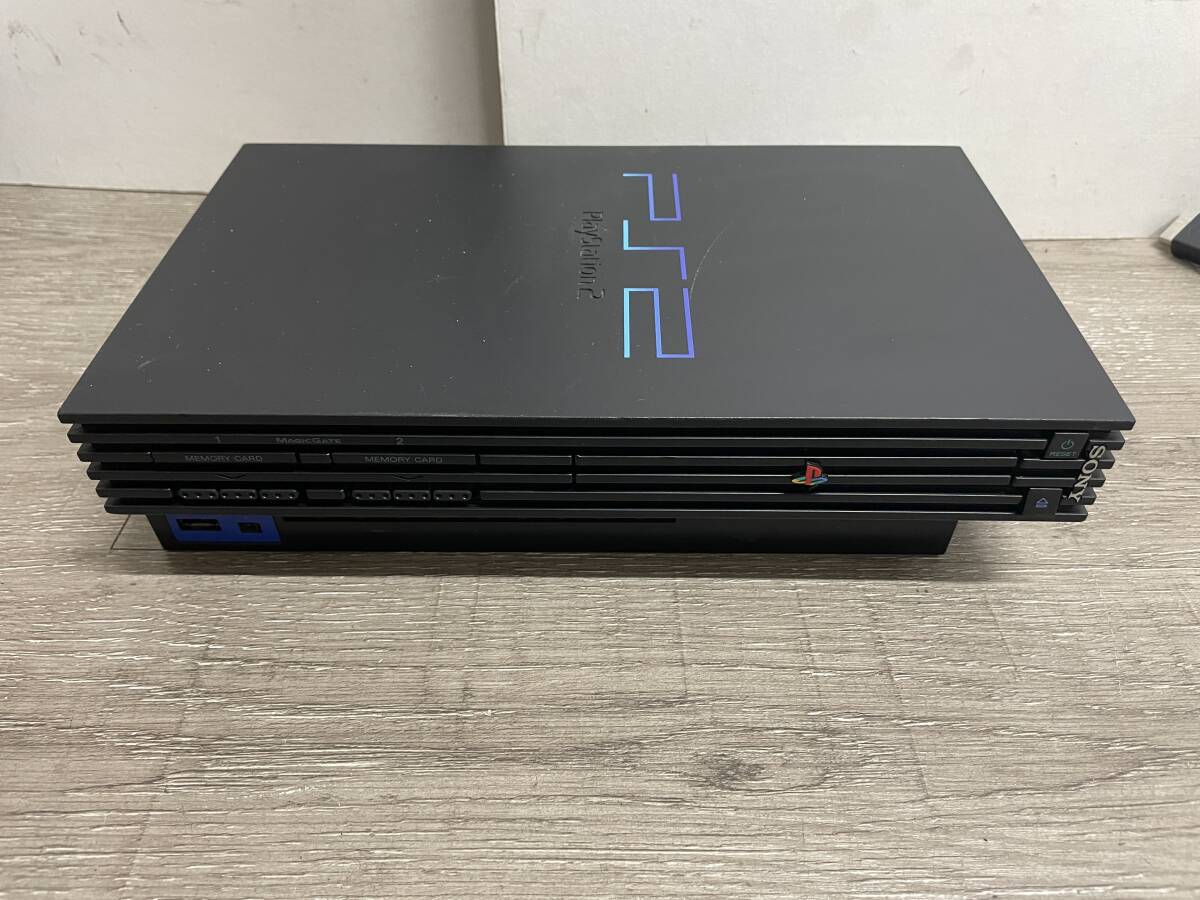 ☆ PS2 ☆ プレイステーション2 SCPH-18000 動作品 本体 コントローラー ソフト 付属 Playstation2 デュアルショック2 SONY 8596_画像6