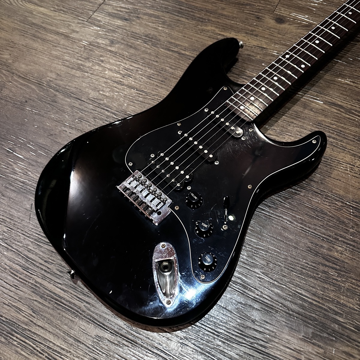 Juno Stratocaster Type Electric Guitar エレキギター ジュノ -e229_画像2