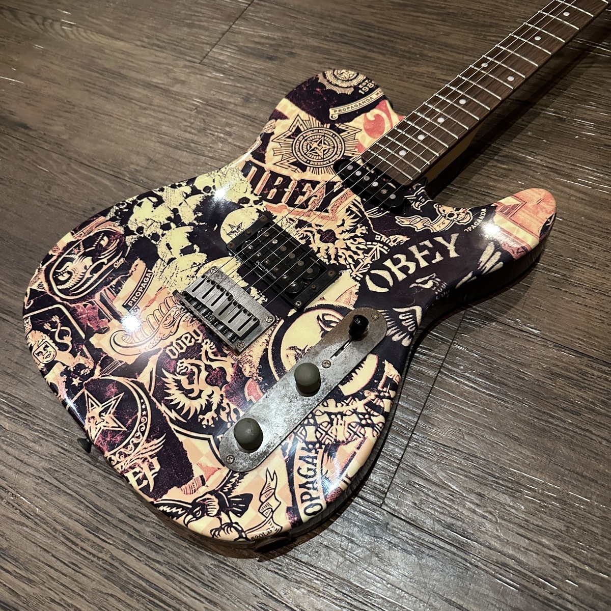 Squier × OBEY Graphic Telecaster Electric Guitar テレキャスター エレキギター スクワイア -e306_画像2