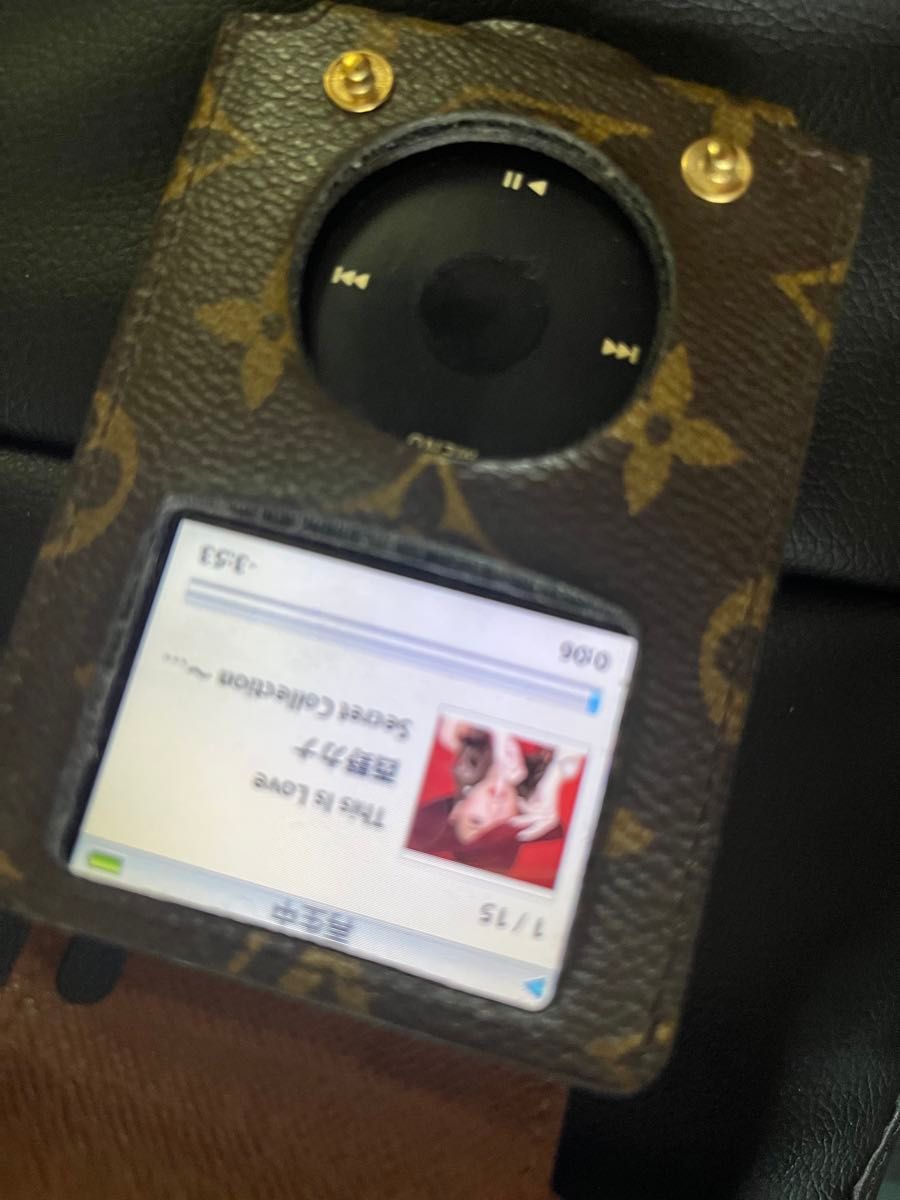 iPod classic第5世代30GB ブラック＋VUITTONカバー