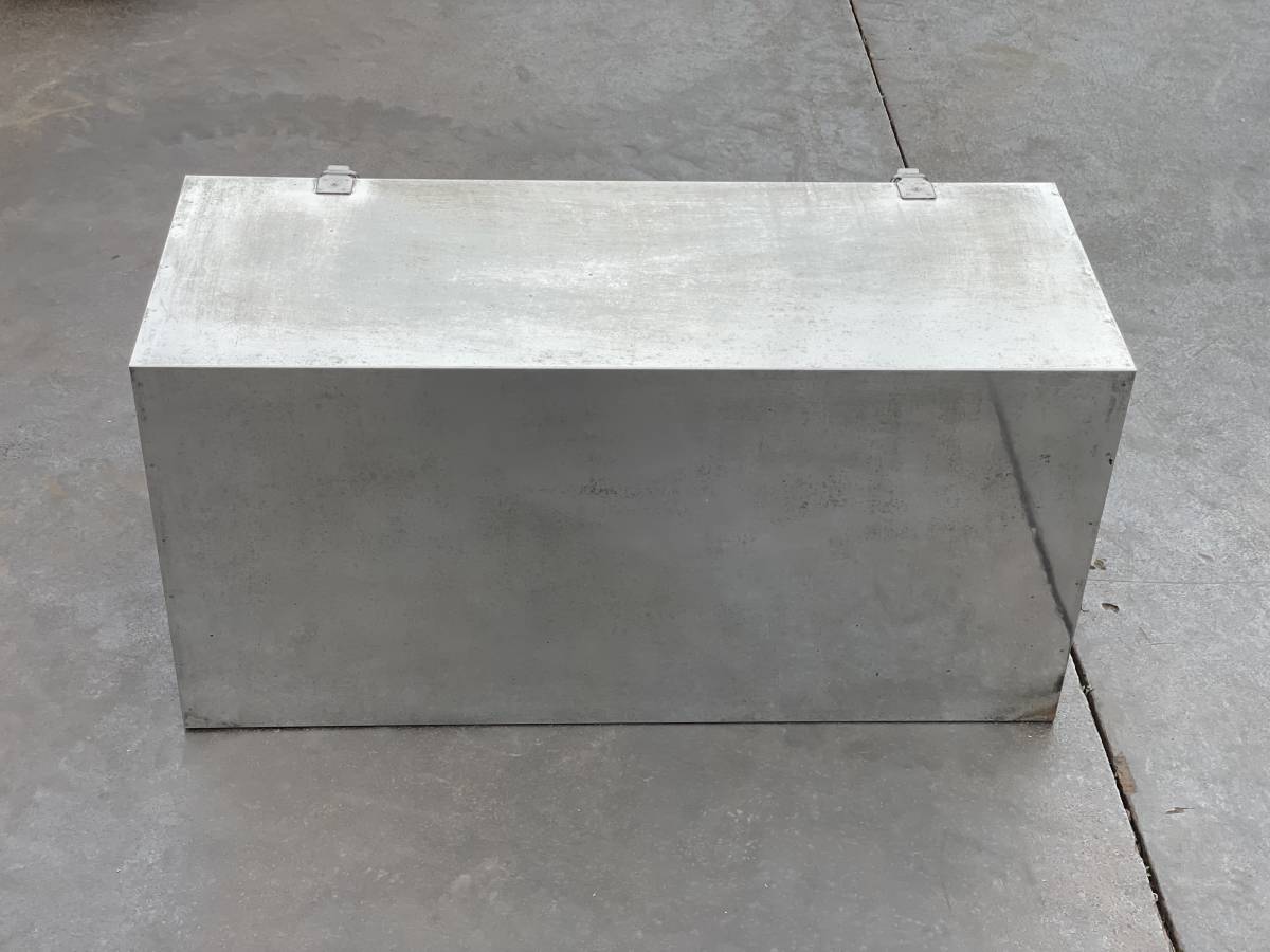 工具箱★幅900mm★ステンレス製★ロック可★道具箱★物入れ★即決★デコトラ★53Cス 工具箱★幅900mm★ステンレス製★ロック可★道具箱★物入れ★即決★デコトラ★53Cス