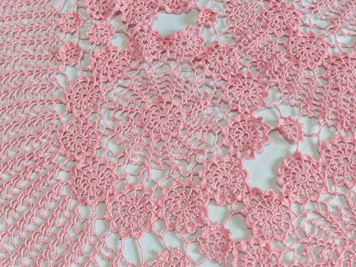 福祉バザー　テーブルランナー ドイリー ハンドメイド かぎ編み ピンク 円形 直径86cm_画像4
