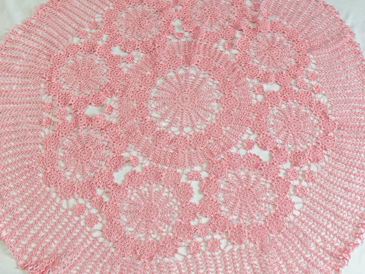 福祉バザー　テーブルランナー ドイリー ハンドメイド かぎ編み ピンク 円形 直径86cm_画像2