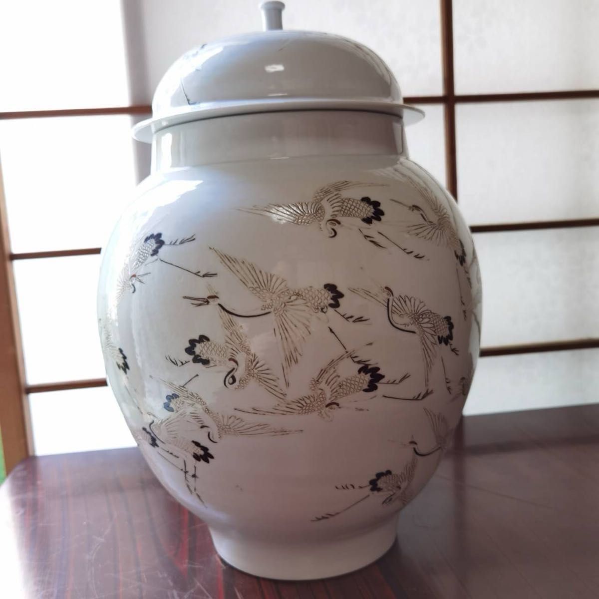 鶴の図の壺   骨董品  花瓶  アンティーク  置物