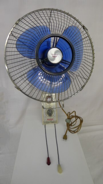 bb163* Showa Retro consumer electronics that time thing operation goods SANYO/ Sanyo electric fan EF-6YK 3 sheets wings root ornament dynamic W/140