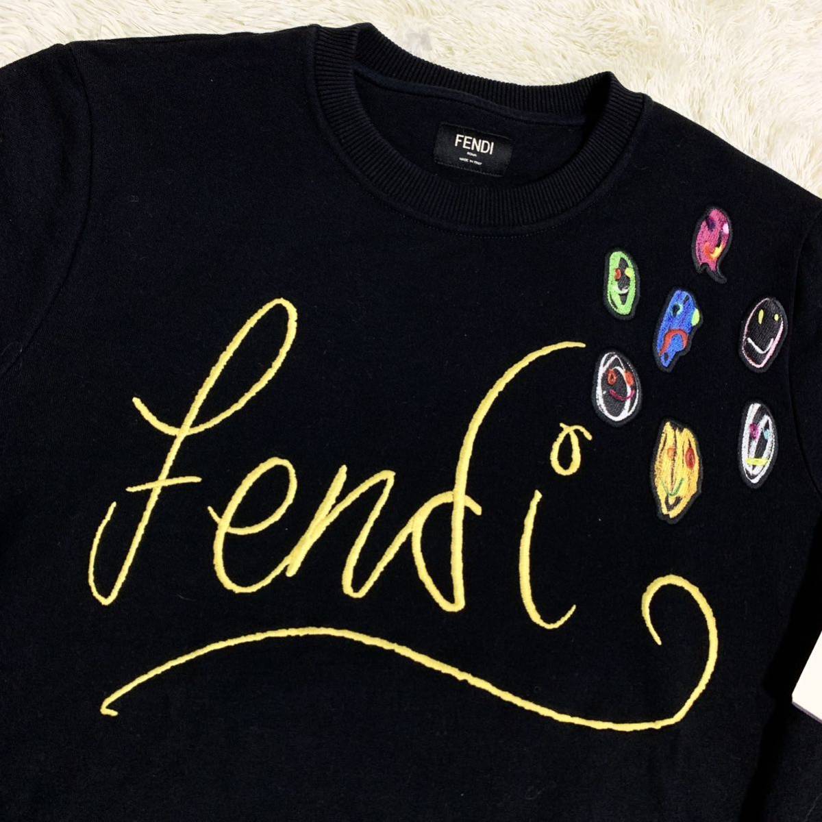 ほぼ未使用 フェンディ【希少モデル】FENDI スウェット トレーナー トップス 刺繍 ワッペン ロゴ メンズ ブラック サイズXS_画像2