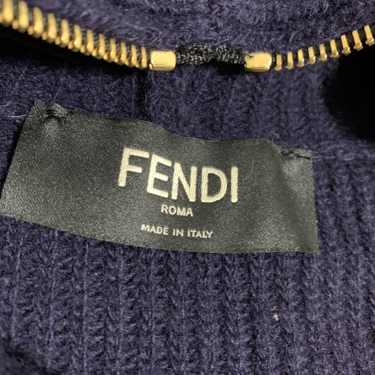 極美品 フェンディ【希少モデル】FENDI パーカー ニット セーター トップス FF ロゴ ワッペン ジップ ネイビー メンズ サイズXXXL_画像6