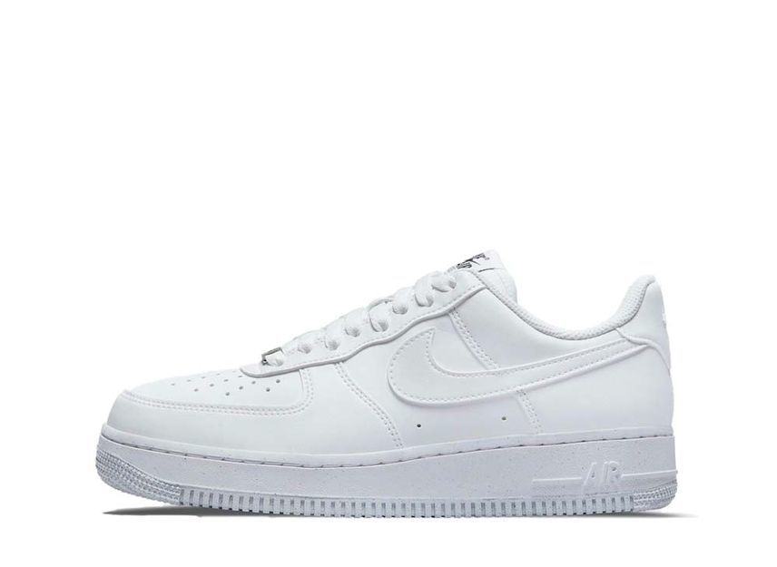 Nike WMNS Air Force 1 Next Nature "White and Metallic Grey" 26.5cm DC9486-101