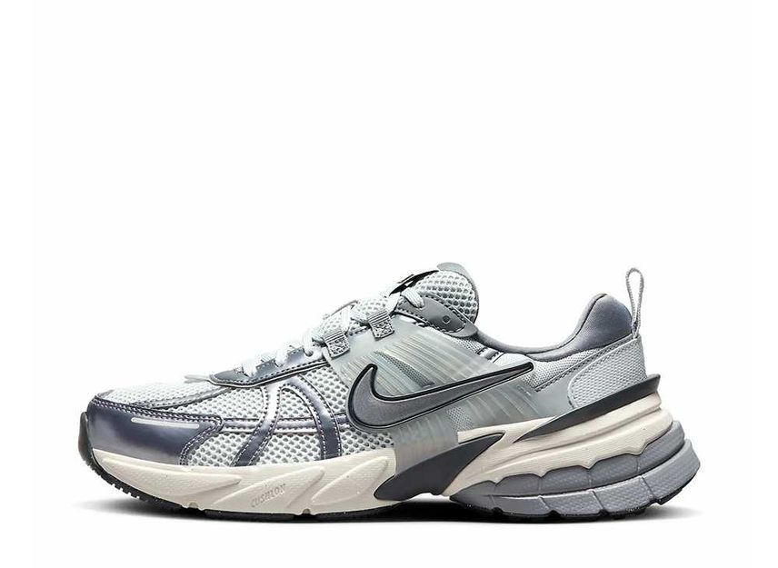 Nike WMNS V2K Run "Pure Platinum/Wolf Gray/Cool Gray/Metallic Cool Gray" 23.5cm FD0736-003