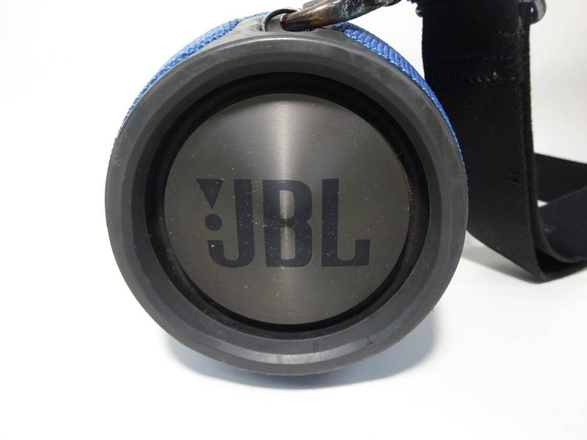 京都8★ JBL XTREME CE0700 Bluetooth ポータブル 持ち運びスピーカー 青 ブルー 通電のみ確認済み_画像3
