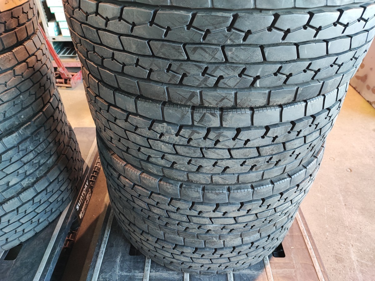 【DUNLOP】265/70R19.5 140/138J SP688 バリ溝 ミックスタイヤ 4本セット TB060214-0012_画像1