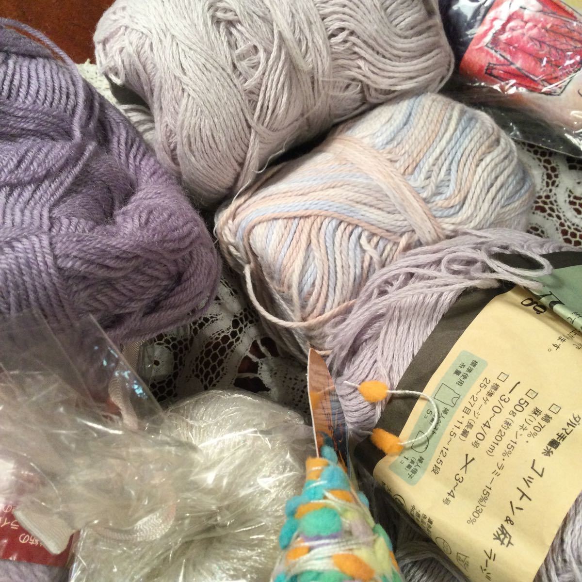 ゆうパック 100いっぱいの毛糸やコットン糸紫系_画像2