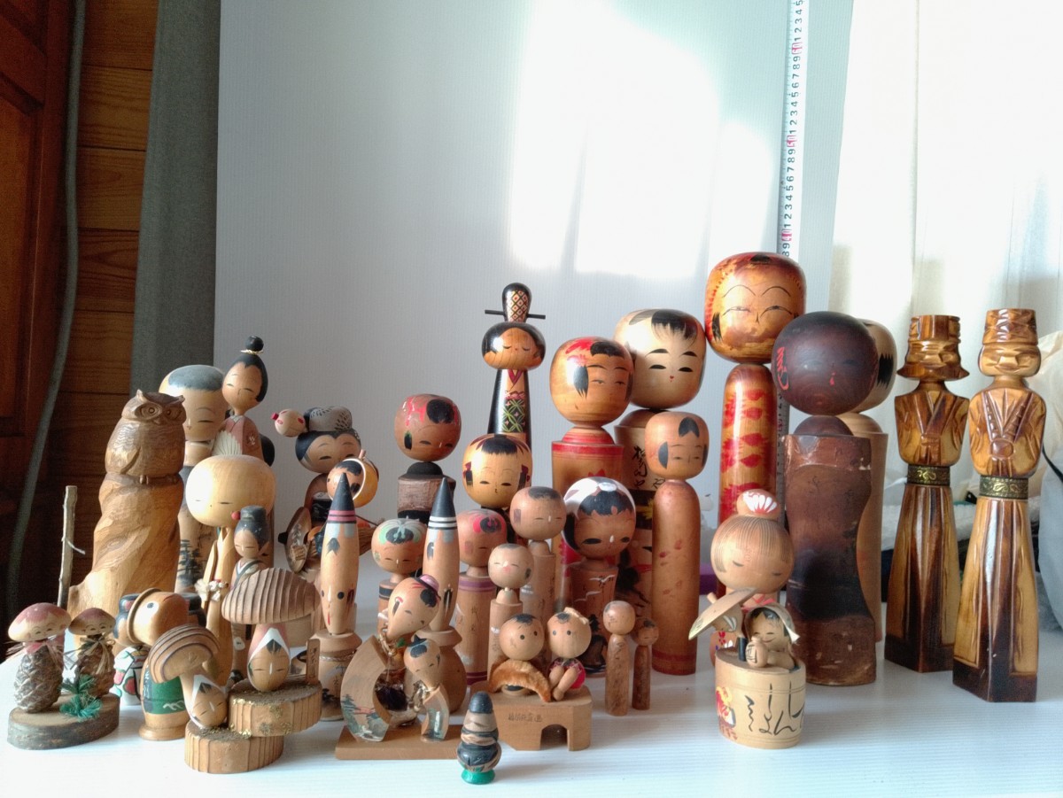 【②ーD5】こけし アイヌの木彫り レトロ 伝統工芸 民芸品 置物_画像1