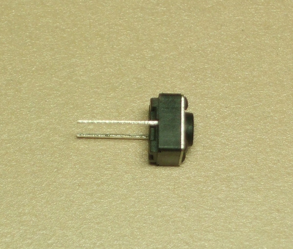 タクトスイッチ２Ｐ　6mm角x高さ4.3mm(6x6x4.3mm)　５個セット　　管理-②_画像3