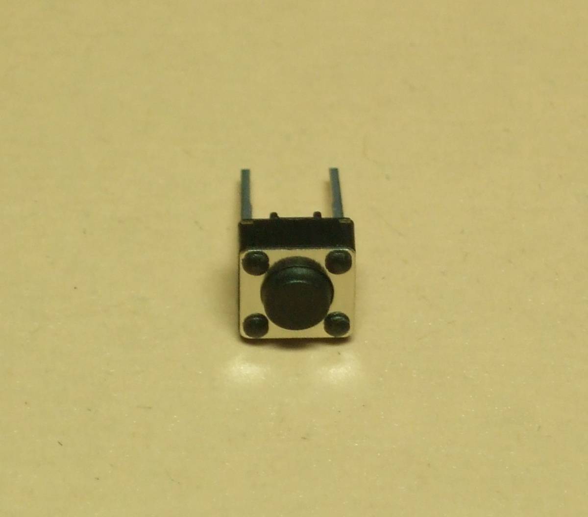 タクトスイッチ２Ｐ　6mm角x高さ4.3mm(6x6x4.3mm)　５個セット　　管理-②_画像2