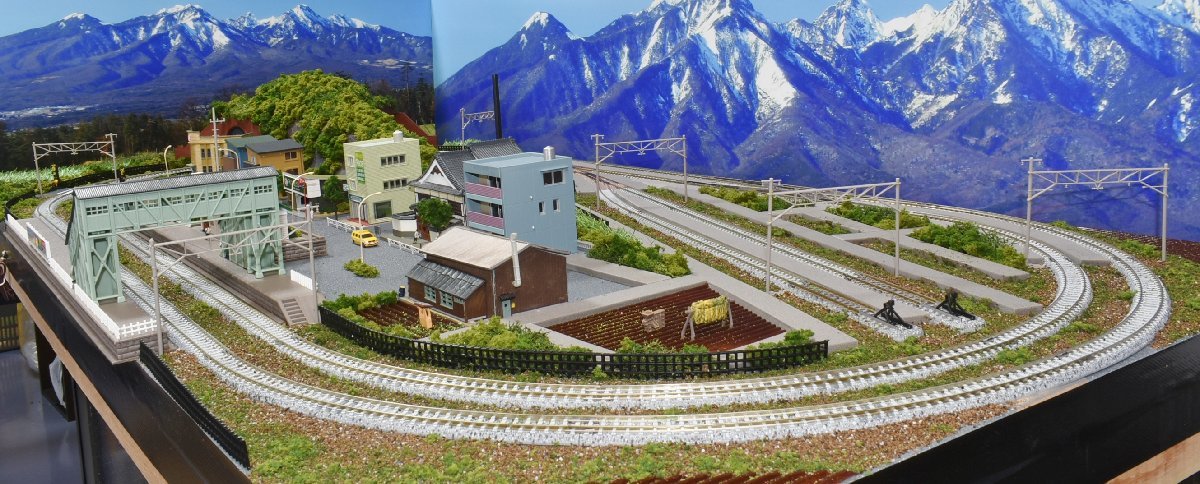 【SAZAN】鉄道ジオラマレイアウト複線※120x60cm 昭和の街並み (Ｗクロスポイント&2線ヤード)★S_画像4