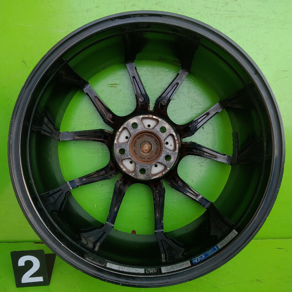 [16180] [RAYS gramLIGHTS 57FXX] 18x7.5J +50 PCD114.3 5穴 MAZDA3外し_画像6