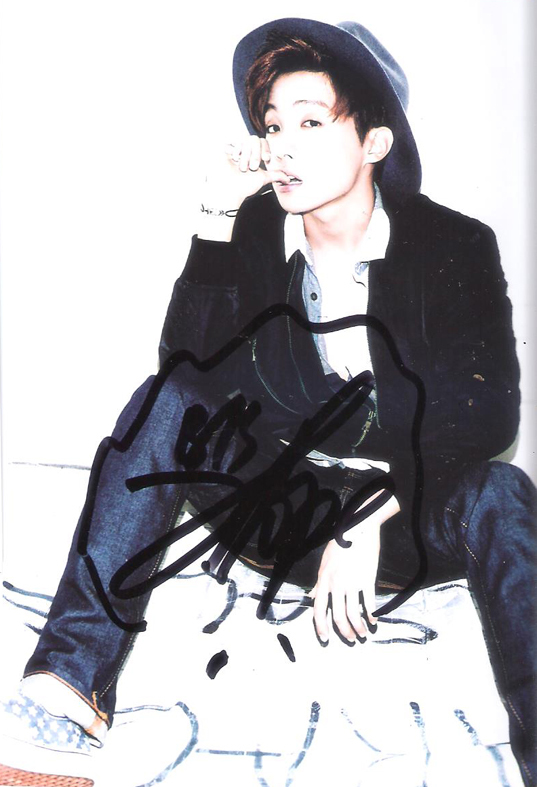 J-HOPE直筆サイン入り超 特大写真…ジェイホープ…BTS…防弾少年団…3 BTS 防弾少年団 ジェイホープ J-HOPE ホソク 直筆 サイン写真