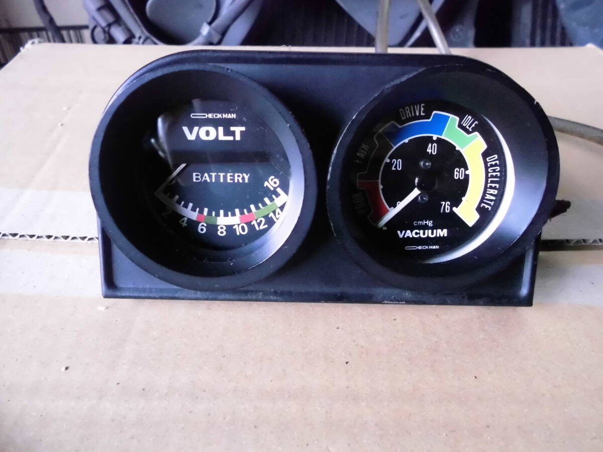  Showa Retro CHECKMAN voltmeter vacuum meter old car etc.!