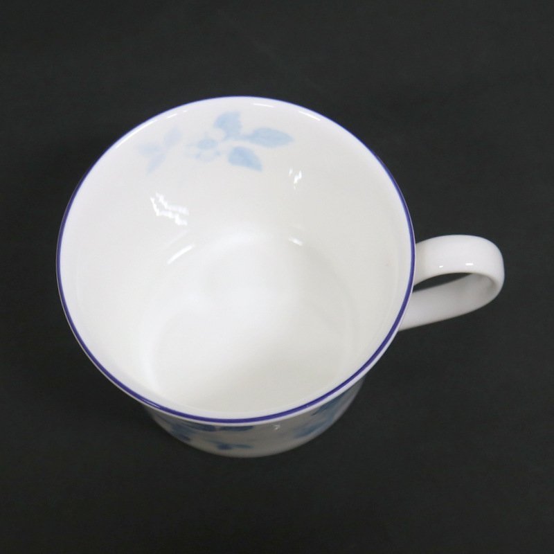 【ブランド食器】WEDGWOOD STRAWBERRY BLUE カップ&ソーサー 2客セット/陶磁器/ウェッジウッド/食器/ij0619_画像3