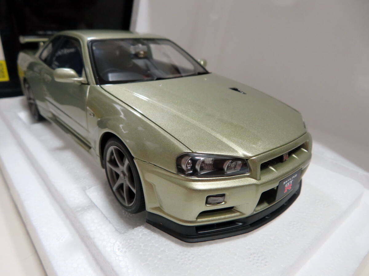 オートアート AUTO art 77404 1/18 日産スカイライン GT-R(R34) V-SPECII ミレニアムジェイド_画像1