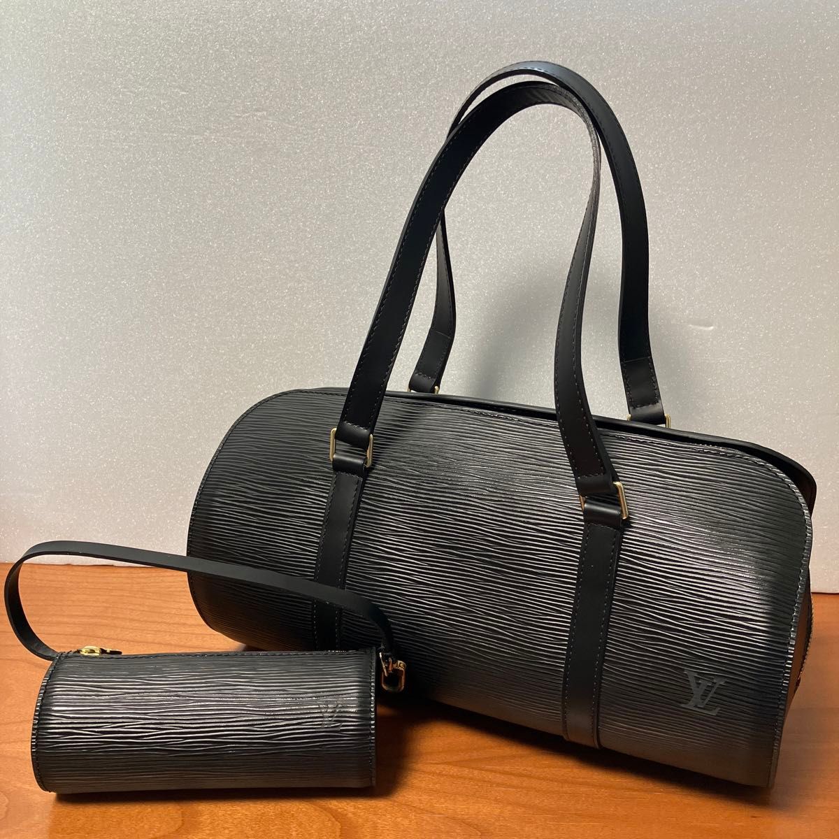 ほぼ未使用・LOUIS VUITTON・ルイヴィトン・エピ・スフロ・ハンドバッグ・ブラック