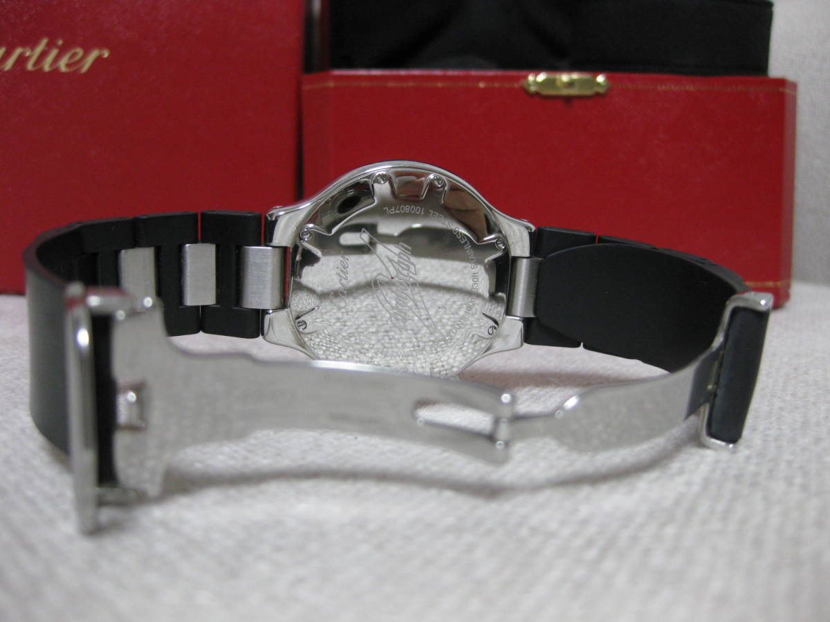 美品 Cartier カルティエ マスト21 2424 クロノスカフ 黒文字盤 デイト メンズ 腕時計 クロノグラフ ラバーベルト ダイバーズウオッチ箱付の画像6