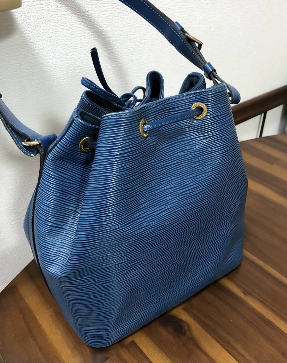 ルイヴィトン エピ プチノエ M44105 ショルダーバッグ 巾着バッグ ブルー系 LOUIS VUITTON 札幌市_画像3