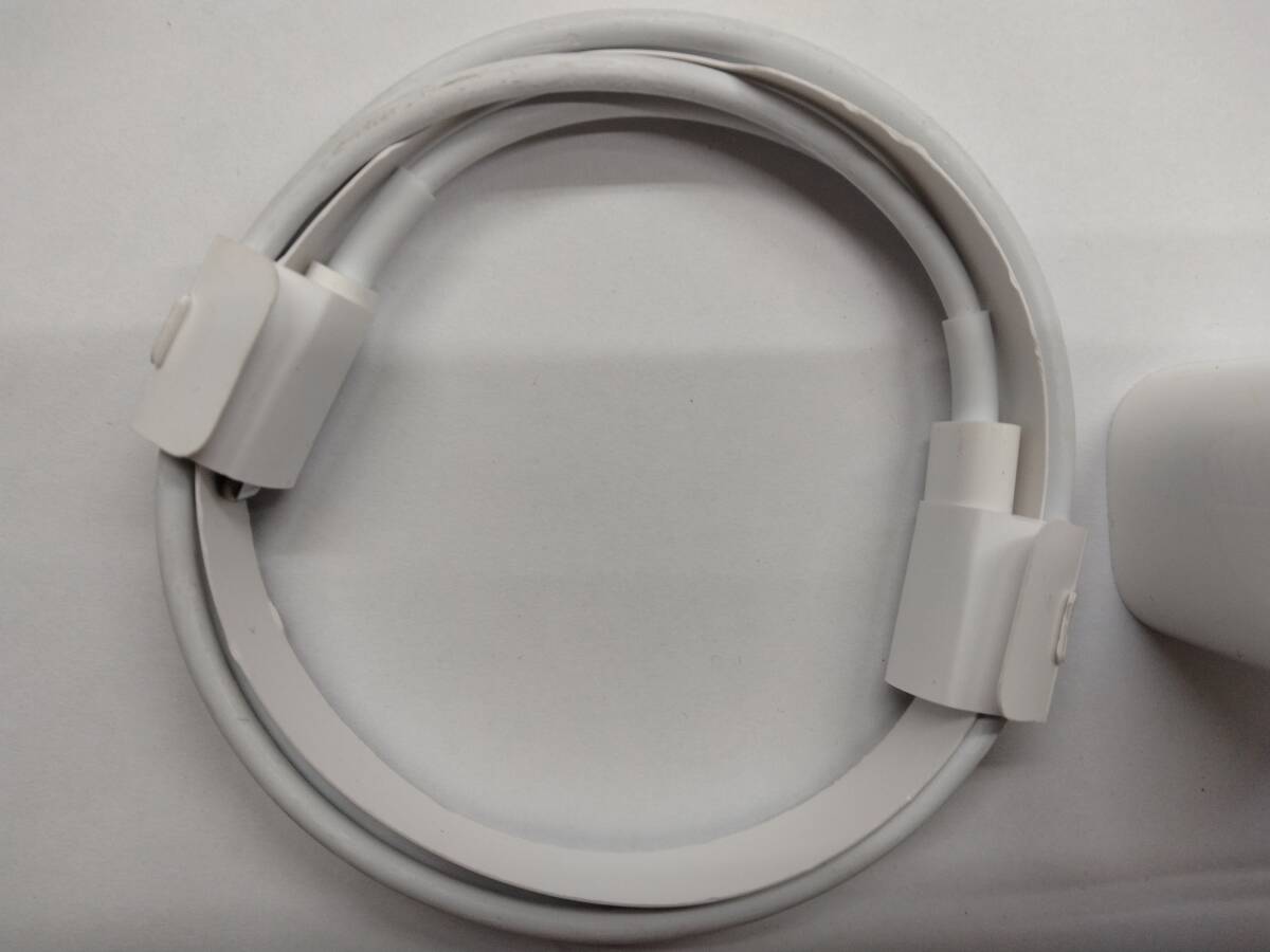 ■純正 Apple アップル 20W USB-C電源アダプタ a2305 emc 3597 USB-C - Lightning充電ケーブル 　③　C　_画像2