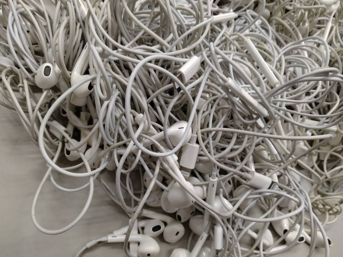 ■純正 Apple アップル EarPods with Lightning Connector ライトニング 対応 イヤホン 大量 100本セット iPhone イヤーポッズ C_画像5