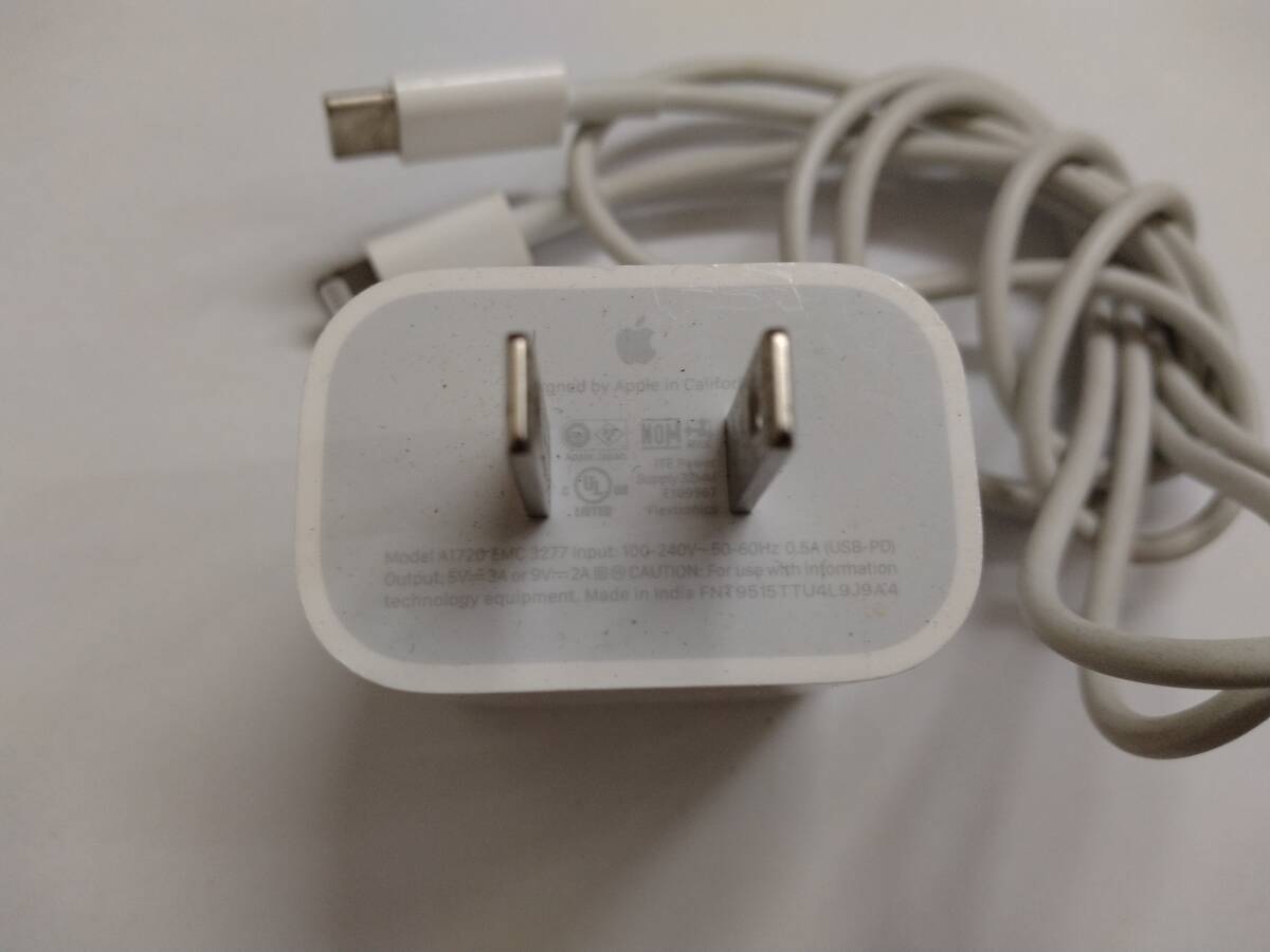 ■純正 Apple アップル 18W USB-C電源アダプタ a1720 emc 3277 USB-C - Lightning充電ケーブル 　⑪　C　_画像3