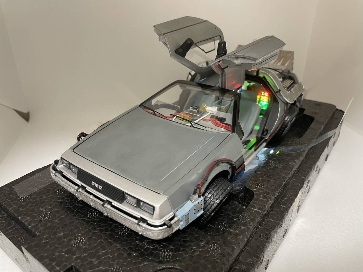 売り切れ HotWheels 1/18 バック トゥ ザ フューチャー パート I デロリアン Back To The Future Time Machine J02-05-100_画像7