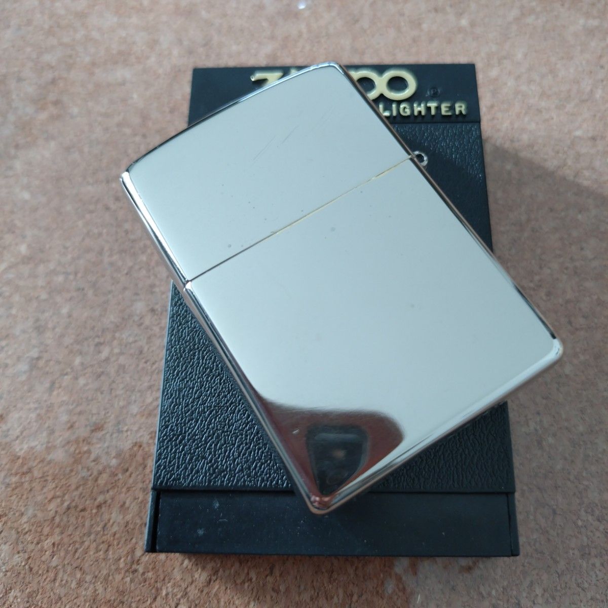 ラキスト Zippo