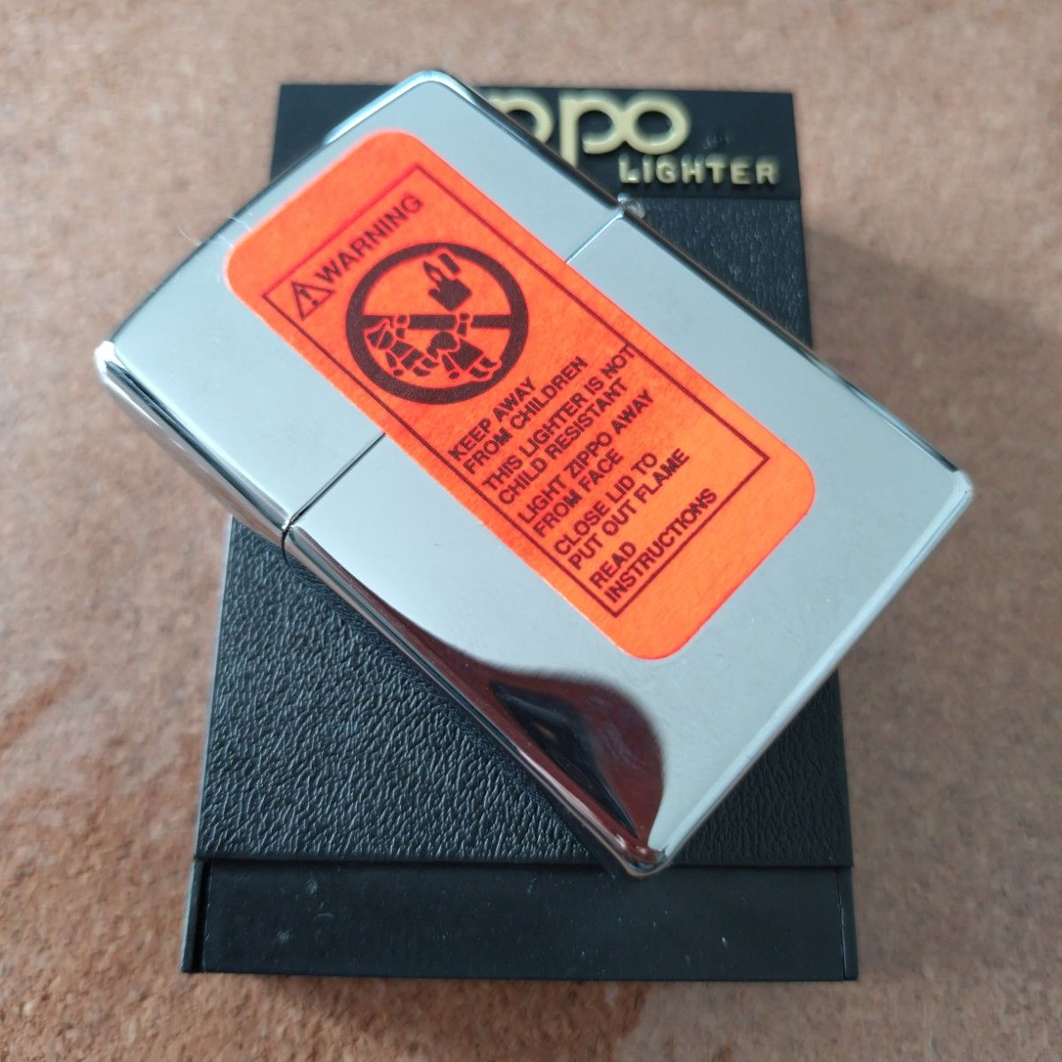 LUCKY  STRIKE ZIPPO