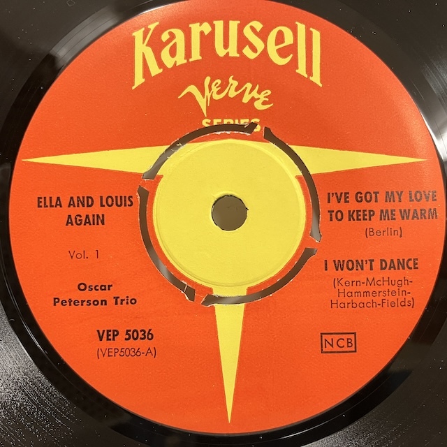 ■即決 7インチ Ella Fitzgerald Louis Armstrong / Ella And Louis Again Volym1 VEP5036 jv6110 スウェーデン・オリジ3曲入り7インチ _画像3