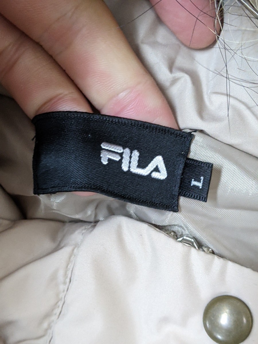 15．FILA フィラ ファーフード取り外し可能 ダウンジャケット レディースL うすベージュ系 y701_画像4