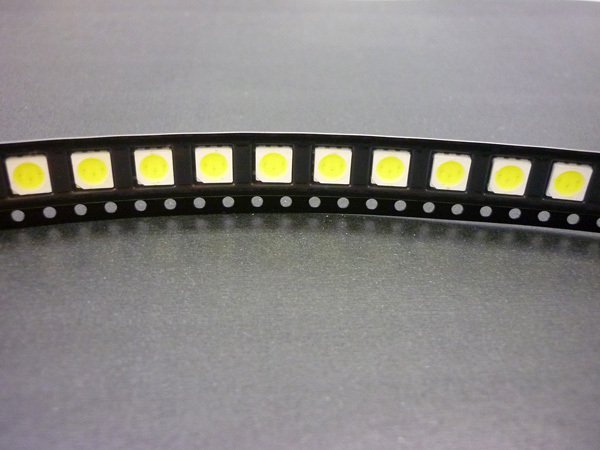3chipSMD 10個セット 白 ホワイト チップ 自作LED (L06) 送料無料/10_画像2