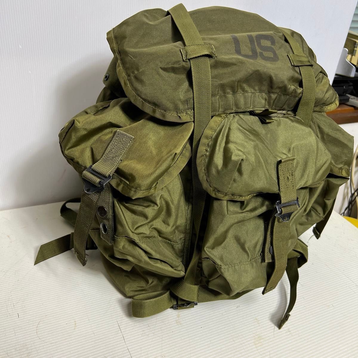 ミリタリー リュックUS放出品（美品） リュック 米軍