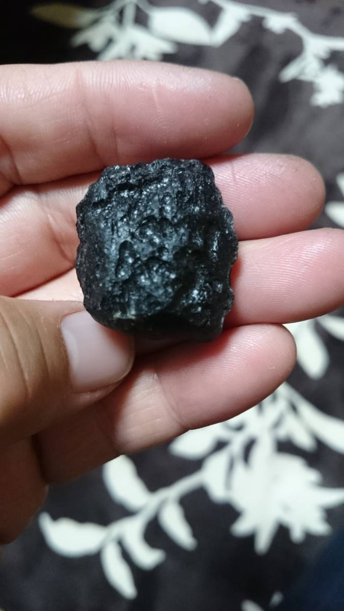 20ｇ 隕石 インドシナイト  ブラック テクタイト タイ 独自保証 の画像2