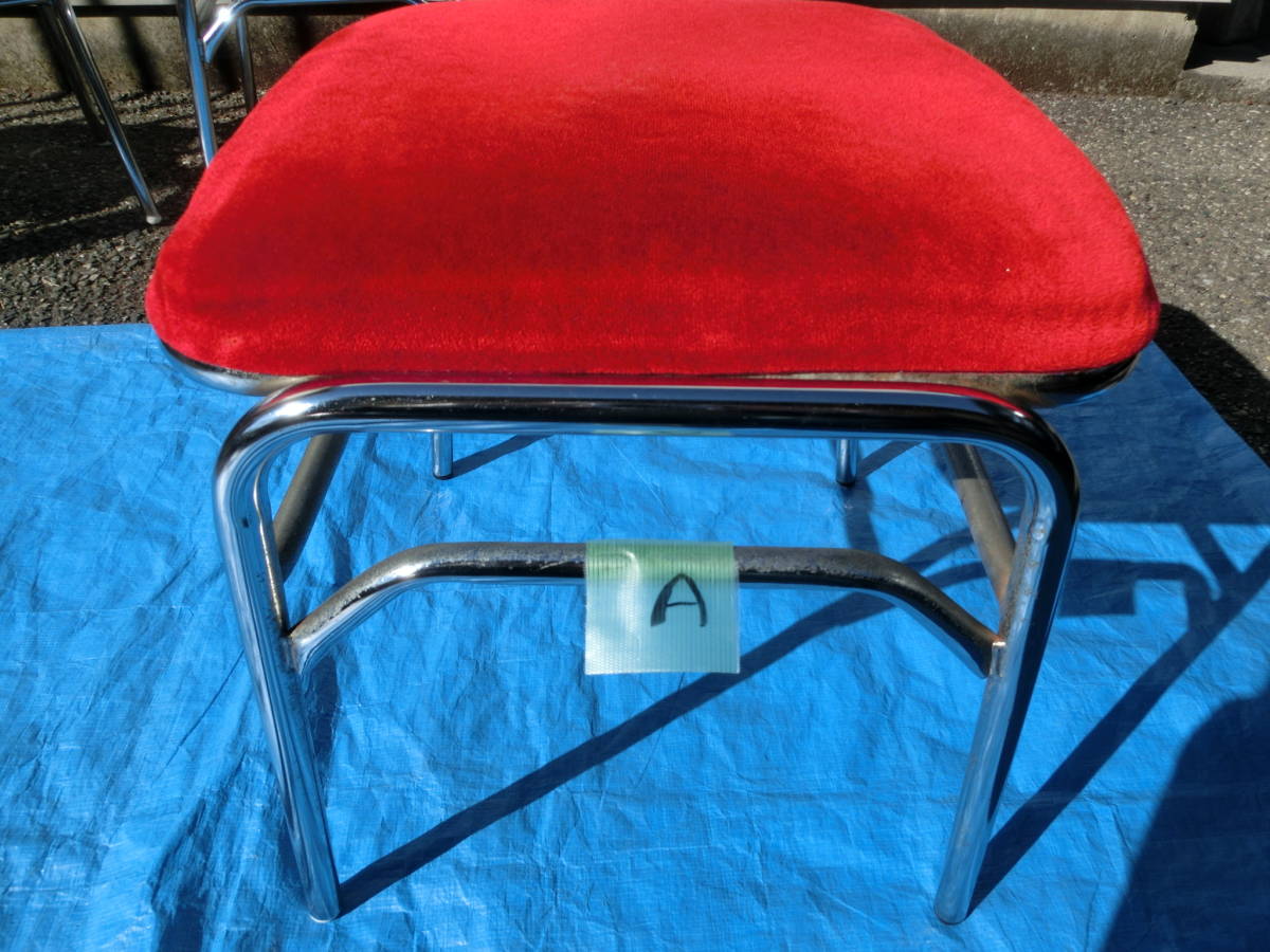 ゲームセンター　ビデオゲーム用赤椅子２脚　中古品　Aセット_画像6