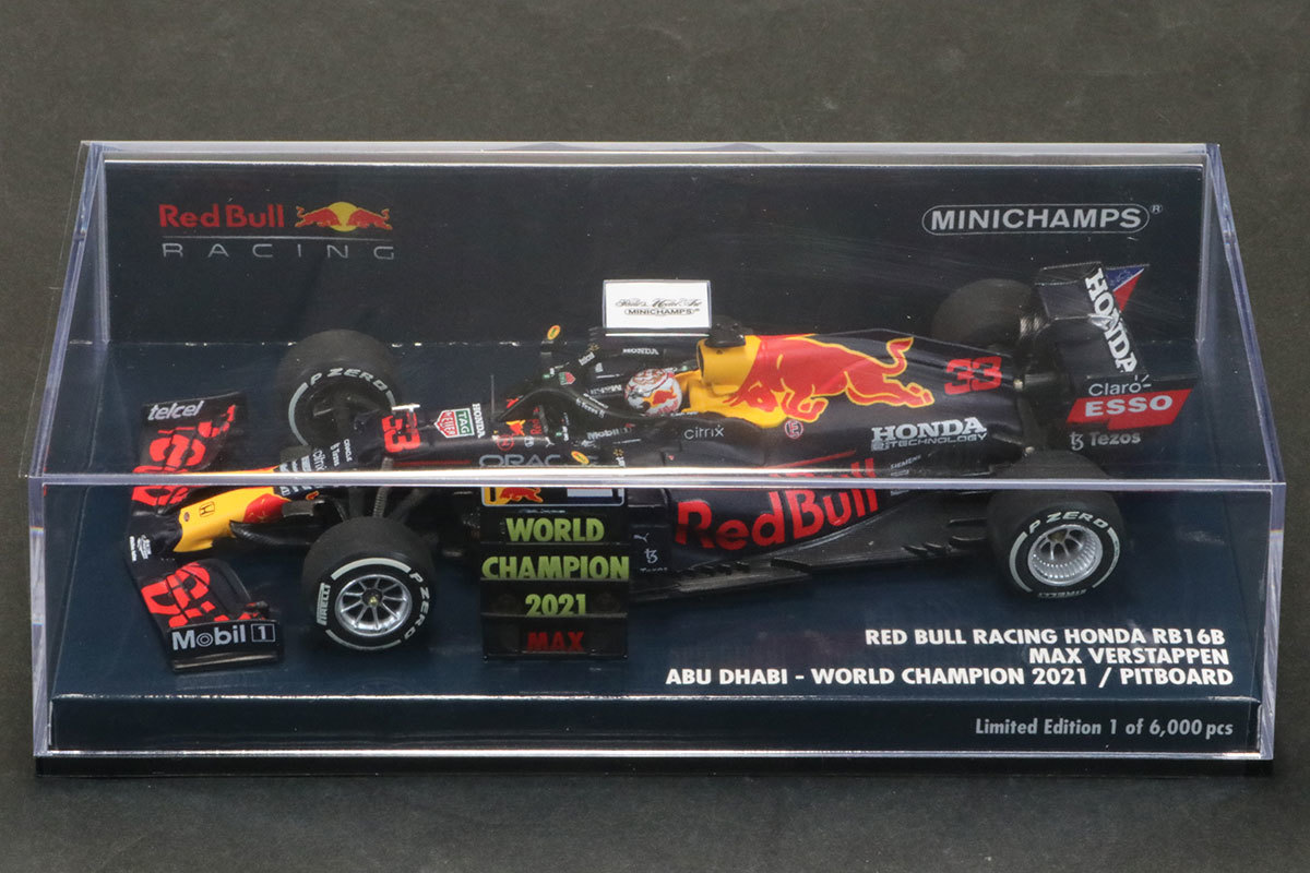 ミニチャンプス 1/43 レッドブル RB16B アブダビGP 2021 Winner M.フェルスタッペン ワールドチャンピオン (ピットボード付)　410212333_画像1