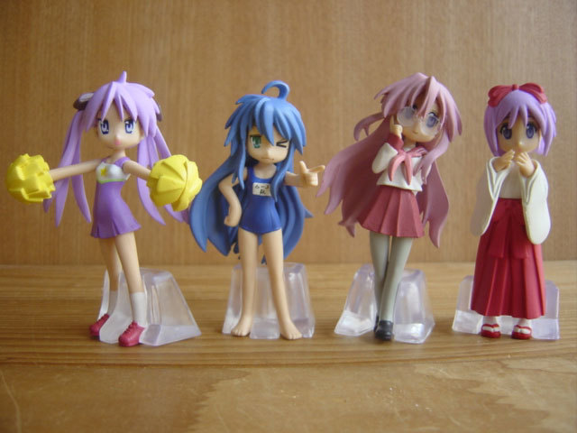 Egn23izカプセルフィギュアhgifらき すた全4種ポーズver 違い Bandaiバンダイ 300円 0042 C 公式 Egn23izカプセルフィギュアhgifらき すた全4種ポーズver 違い Bandaiバンダイ 300円 0042 C 公式