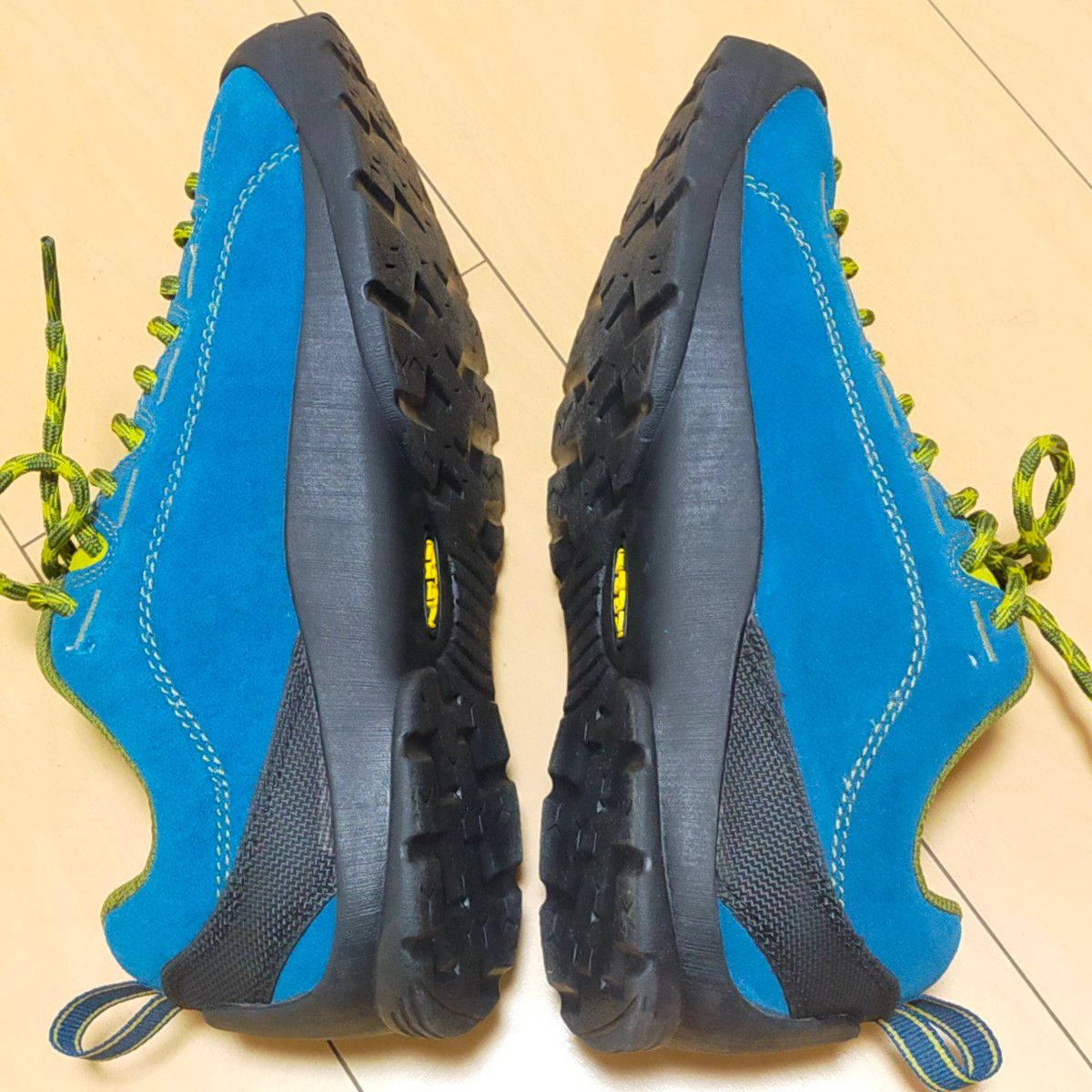 新品未使用　KEEN キーン JASPER ジャスパー 23.5cm