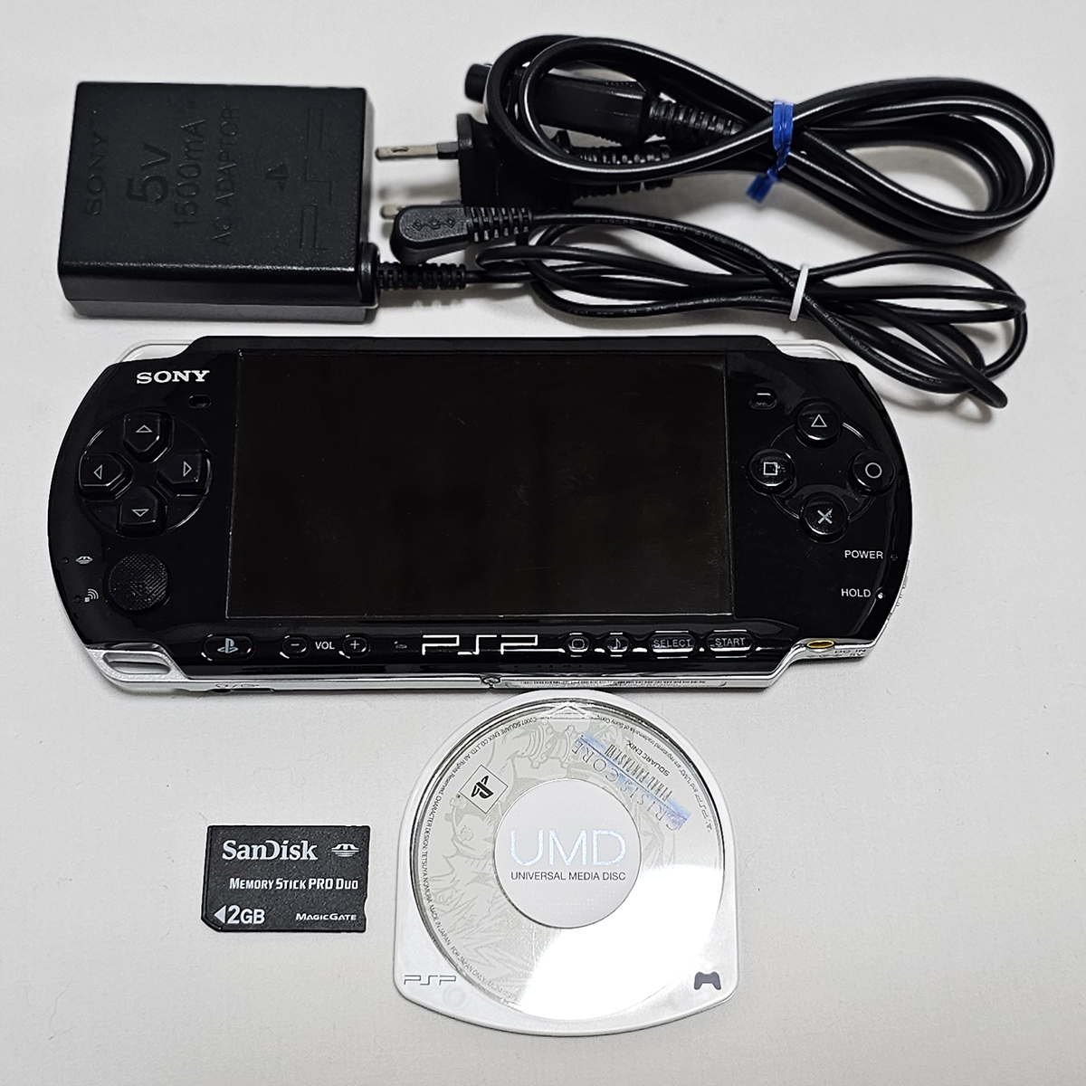 中古 PSP 本体 と クライシスコアファイナルファンタジーソフトセット 充電池なし PSP-3000 CCFF7 ソニー ゲーム機 プレイステーション_画像1