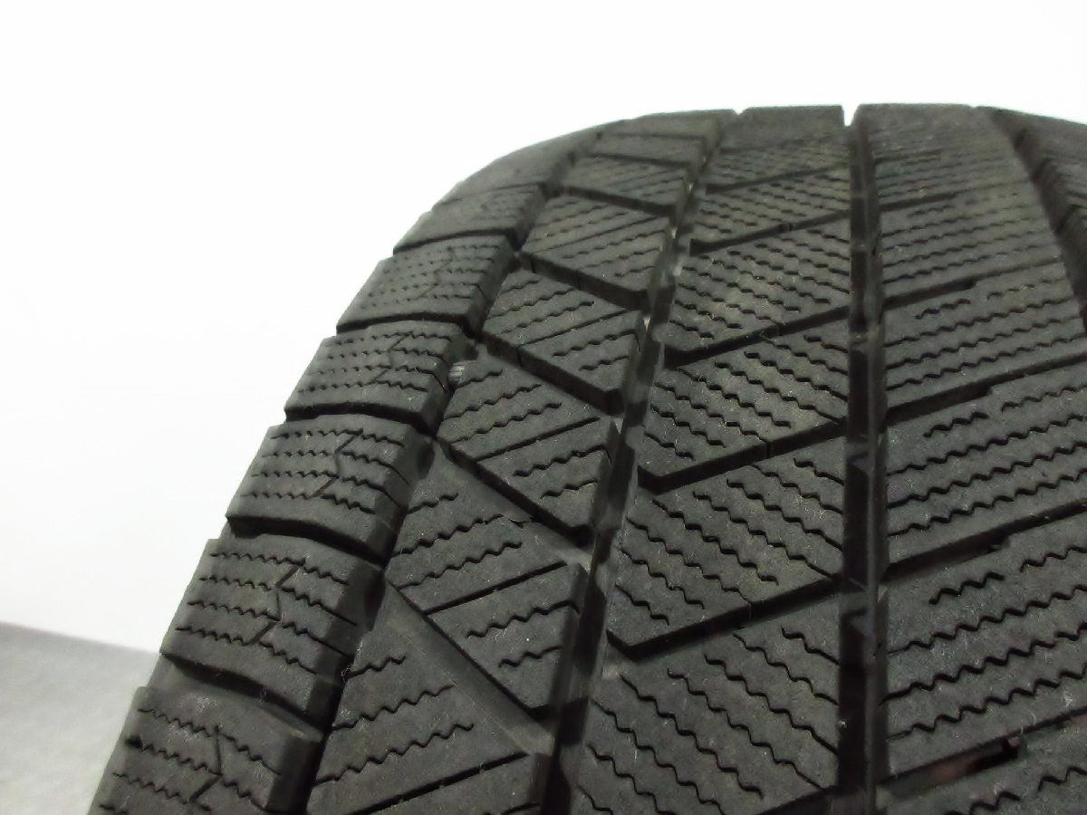 走行極少 ブリヂストン VRX3 215/60R17 BLIZZAK 2021年後半 スタッドレス 4本セット 札幌市 タイヤ交換OK ブリザック 冬タイヤ_画像5