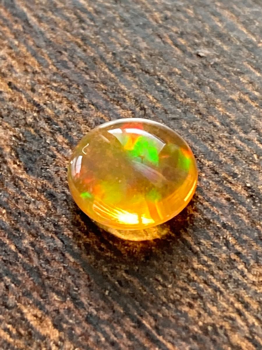 天然メキシコ　ファイアーオパール　ルース1.352ct 天然メキシコオパール　天然ブラックオパール  ボルダー デッドストック