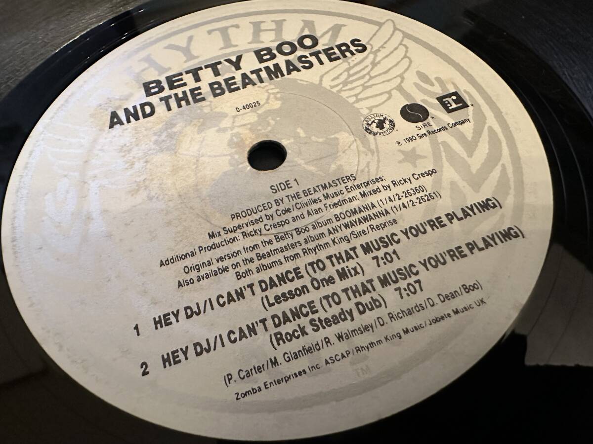 12”★Betty Boo And The Beatmasters / Hey DJ / I Can't Dance (To That Music You're Playing) / ヒップ・ハウス！_画像3